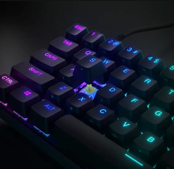 SteelSeries ゲーミングキーボード ミニサイズ Apex9 64830 Amazon.com: SteelSeries New Apex 9 Mini – HotSwap Optical