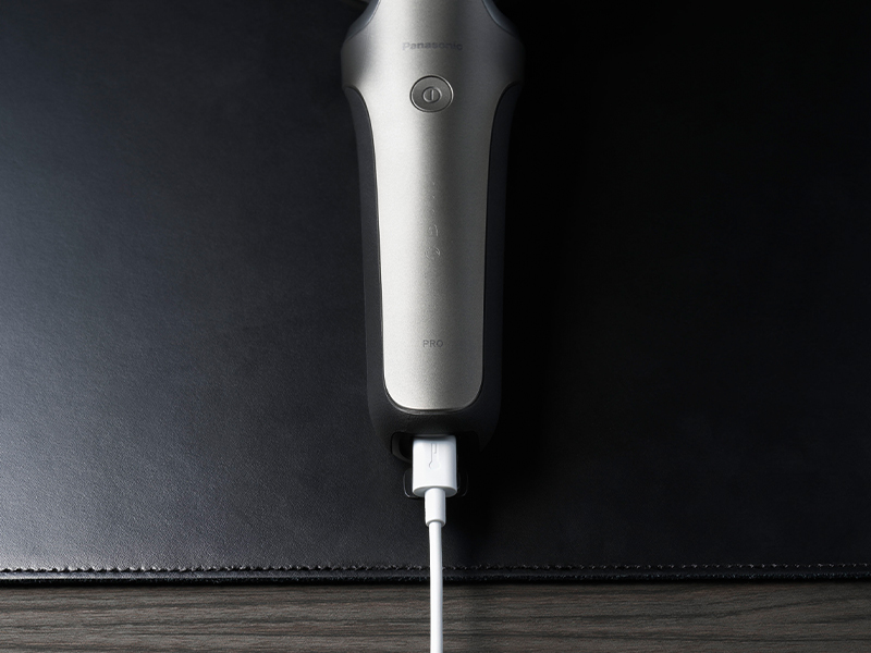 【美品・2025年9月発売モデル】ラムダッシュPRO５ チタンシルバー ラムダッシュ （2025年9月新発売）パナソニック シェーバー ラム