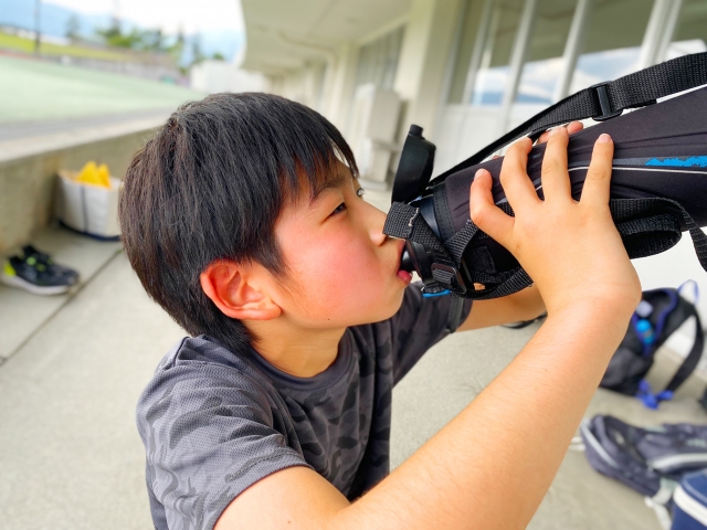 家族の水分補給など日常の利用シーンをまとめたイメージ