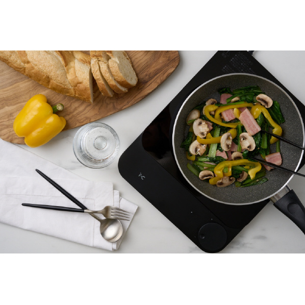 I-CHAIN JAPAN 超薄型IHクッキングヒーター ブラック IC-THC01-BK 9段階