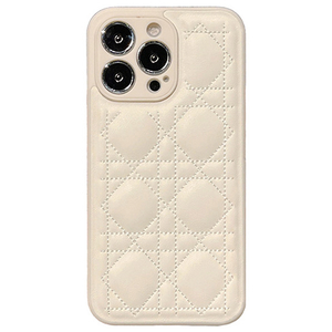 GAACAL Phone 14 Pro用キルティングPUレザーケース ホワイト P00273WQP-イメージ1