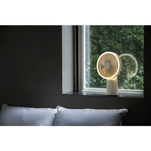 スリーアップ 充電式 LEDマルチポータブルファン アイボリー DF-T2233IV-イメージ3