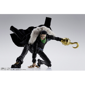 バンダイスピリッツ S．H．Figuarts サー・クロコダイル -マリンフォード頂上決戦- SHFｸﾛｺﾀﾞｲﾙﾏﾘﾝﾌｵ-ﾄﾞ-イメージ3