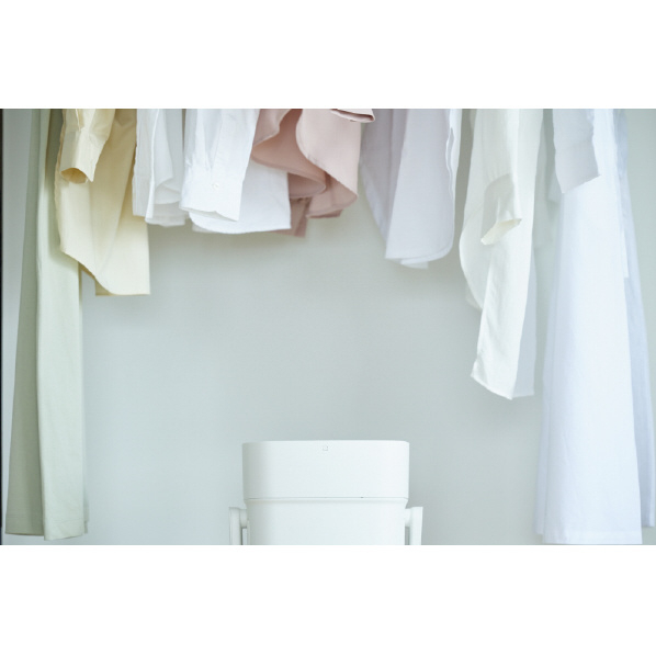 シロカ リモコン付サーキュレーター e angle select HOT&COOL SH-CD151 E3 50/60Hz を搭載 冷気や暖気をお部屋に効率的に循環することができ 節電にも繋がります