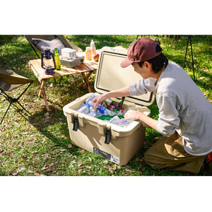 アイリスオーヤマ HUGEL クーラーボックス 40L ベージュ FCJ078F-TC-40R-イメージ3