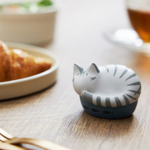 ラディウス 猫のかたちの完全ワイヤレスイヤフォン NEKO true wireless earphones サバトラ HP-C28BTS-イメージ3