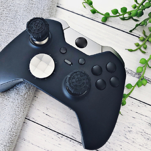 KontrolFreek FPS Freek Battle Royale Nightfall Performance Thumbsticks for Xbox One and Xbox Series X BL-2345-XBX-イメージ2