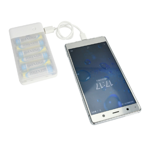 グリーンハウス 乾電池式モバイル充電器 単3形6本 ホワイト GH-BTB36A-WH-イメージ2