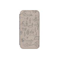 PGA iPhone 16用ガラスフリップケース くまのプーさん PG-D24AGF04POO