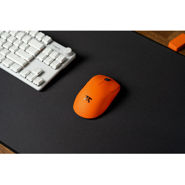 FnaticGear ゲーミングマウス Fnatic x Lamzu Thorn 4K Special Edition MS0004001 Fnatic Lamzu Pixart