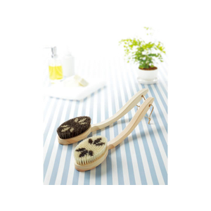 マーナ Bath ボディブラシ 曲柄(ソフト) F922476-B573-イメージ4