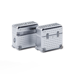 miak AirPods 4用キャリーケース シルバー MA27419AP4-イメージ2
