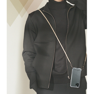 PHONECKLACE iPhone 12/12 Pro用ロープショルダーストラップ付きクリアケース カーキ PC20437I12P-イメージ10