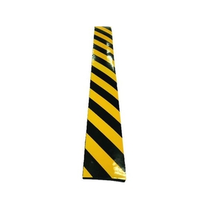 日東エルマテリアル 日東エルマテ/NEWトラクッション 厚手 30mm×100mm×1m 黄／黒 FC357GY-1602773-イメージ1