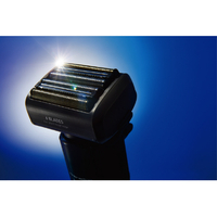 IZUMI IZF-E863R-S 6枚刃シェーバー everedge シルバー|エディオン公式通販