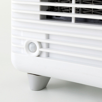 ニトリ ﾐﾆｾﾗﾐｯｸﾌｧﾝﾋ-ﾀ-KH08WH 人感ミニセラミックファンヒｰタｰ