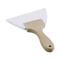 カンダ 木柄三角シリコンゴムヘラ特大 FC70088