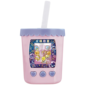 ●ストローで操作する、新感覚のタピオカドリンク型液晶トイ「まぜまぜミックス!ぷにタピちゃん ピーチミルクティー」が登場! ●ストローが液晶画面の後ろに透けていて、動かすとまるで本物のドリンクのように画