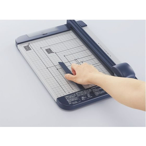 コクヨ ペーパーカッターロータリー式 20枚切チタン加工刃A4 FCC1283-DN-TR203-イメージ6