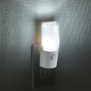 オーム電機 スイッチ式LEDナイトライト NIT-ALA6PCL-WN-イメージ2