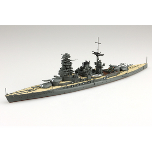 アオシマのウォーターラインがより精密になってリニューアル! ●戦前日本で最も国民に親しまれていた長門型戦艦のネームシップ「長門」を1/700スケールでプラスチックモデルキット化。対空火器を追加した太平