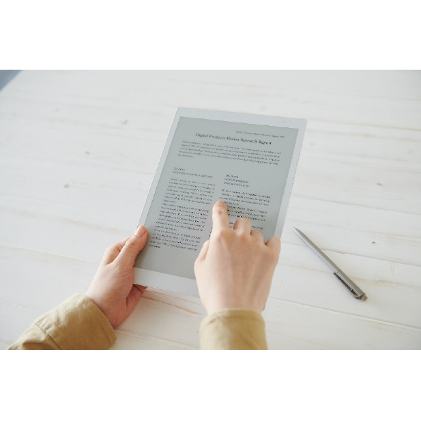 富士通 QUADERNO(Gen．2) A4サイズ 電子ペーパー サテンホワイト FMVDP41 スタイラスペン クアデルノ 保存操作は必要なし が進化 Type 1以前は非対応 14/10 iOS Android 8以降 Google Pixel 3/3 タブレット非対応 ファイル Wi Fi