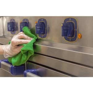 トラスコ 使い捨てビニール手袋（プラスチック手袋）　粉付Ｍ　クリア　（１００枚入） PVCP-1008M-イメージ5