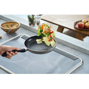 アイリスオーヤマ 軽量フライパン IH・ガス火 20cm グレージュ FC267TB-VLI-F20-イメージ2