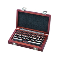 新潟精機 ブロックゲージセット 1級相当品 32個組 1S150806321相当118 FC807JM-8338097