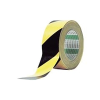 オカモト粘着製品部 布テープトラ　50mm×25m 111T