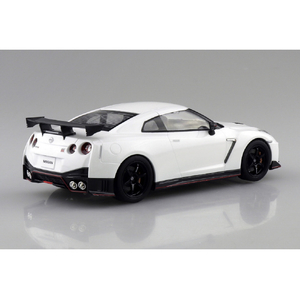 アオシマ 1/24 R35 NISSAN GT-R NISMO 2017 ブリリアントホワイトパール 05BWR35GTRﾆｽﾓ17Bﾎﾜｲﾄﾊﾟ-ﾙ-イメージ3