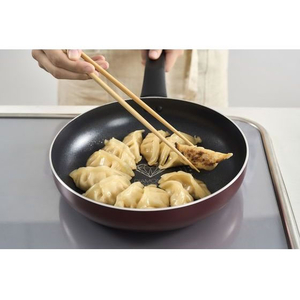 アイリスオーヤマ ダイヤモンドコートフライパン IH・ガス火用 24cm FC228TB-VDI-F24-イメージ3