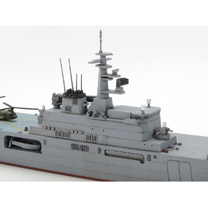 タミヤ 1/700 海上自衛隊輸送艦 おおすみ ﾀﾐﾔWL31003ｵｵｽﾐN-イメージ6