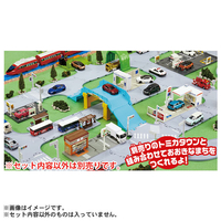 タカラトミー ﾄﾐｶﾀｳﾝｸﾐｶｴｶﾝﾀﾝﾍﾞ-ｼﾂｸﾄﾞｳﾛ トミカタウン くみかえ