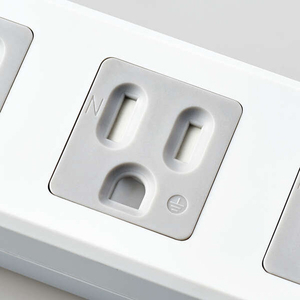 エレコム 3極4口マグネットシャッタータップ 2．5m ホワイト T-T1D-3425WH-イメージ3